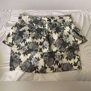Mini skirt size S